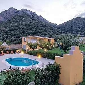Indipendente Con Piscina Uso Esclusivo Casa vacanze Siniscola